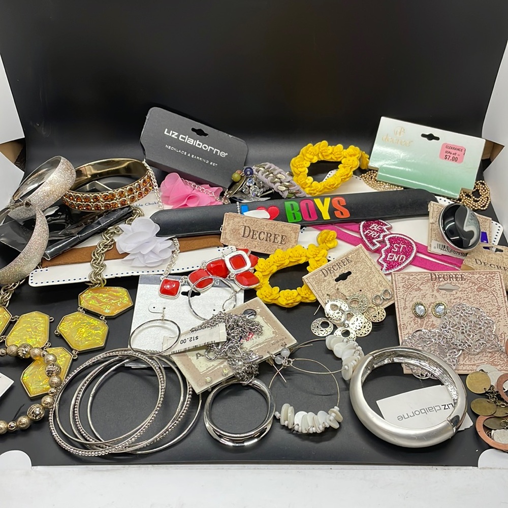 90’s y2k Jewelry Lot – Decree Liz Claiborne Arizona Most New with Tags NWT